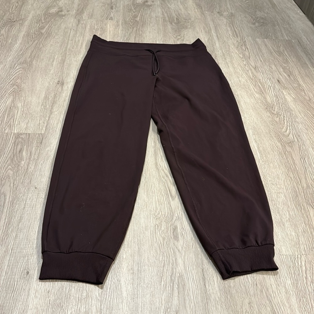 Vuori brown pants
